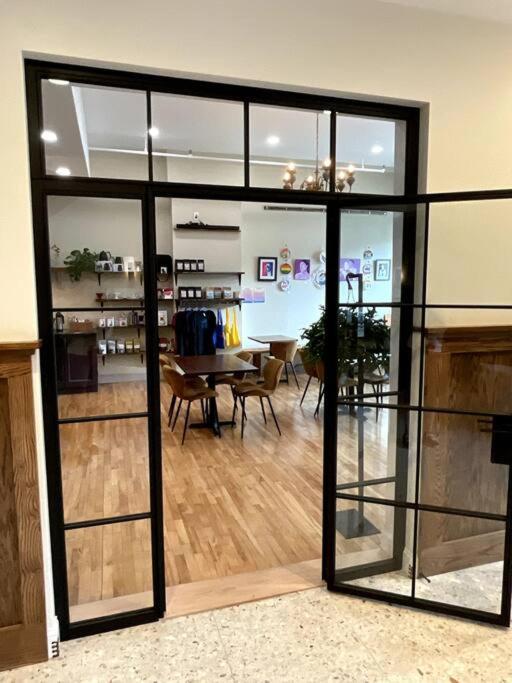 Historic Dtwn Bangor, Steps To Great Food & Drink, # 102 Appartement *